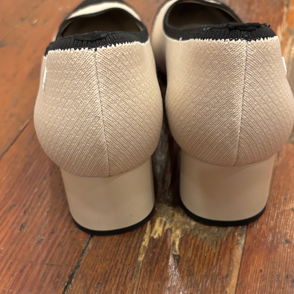 NWOT Black and Cream Vivaia ergonomic Women's Shoes - Picture 7 of 7